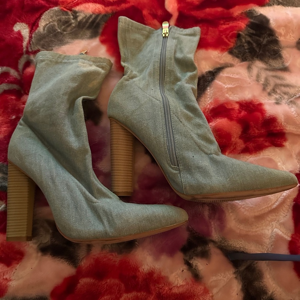 cape robbin heels 8.5 (8 1/2)